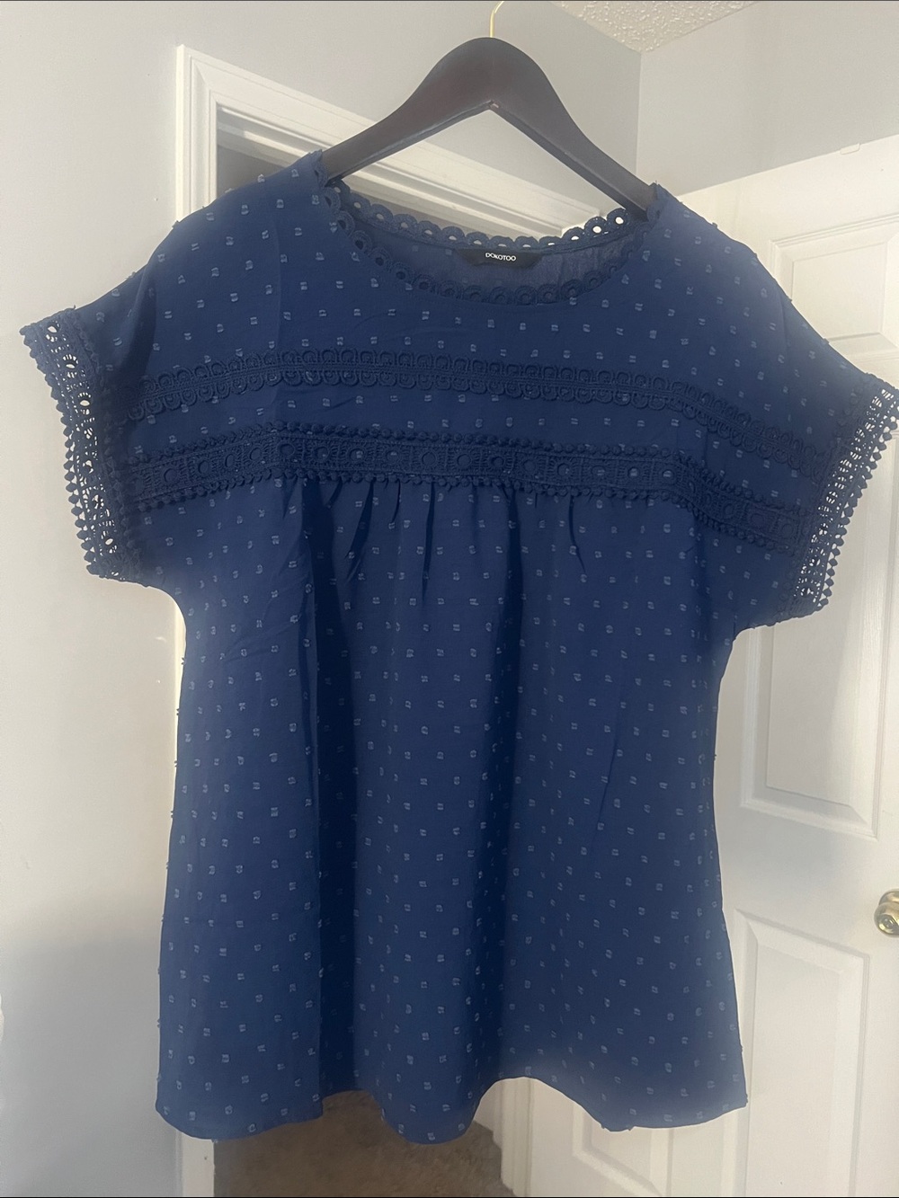Dokotoo Swiss Dot Crochet Trim Blouse | Women's Size Medium